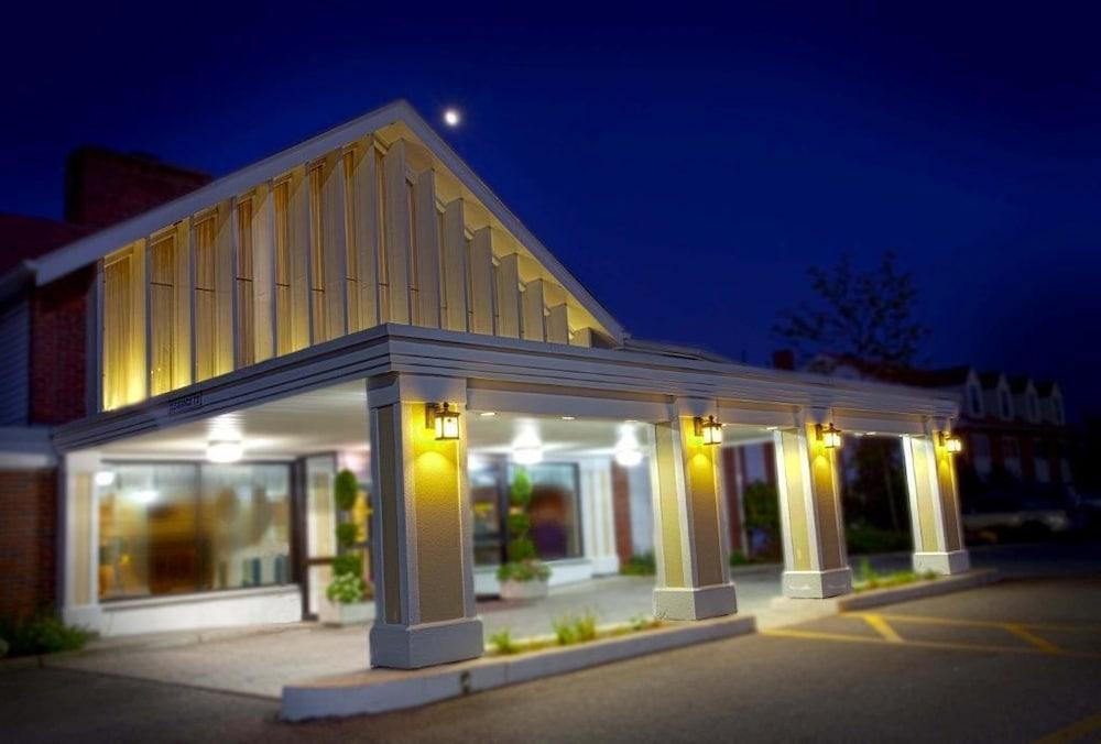 Ramada By Wyndham Seekonk Providence Area Экстерьер фото