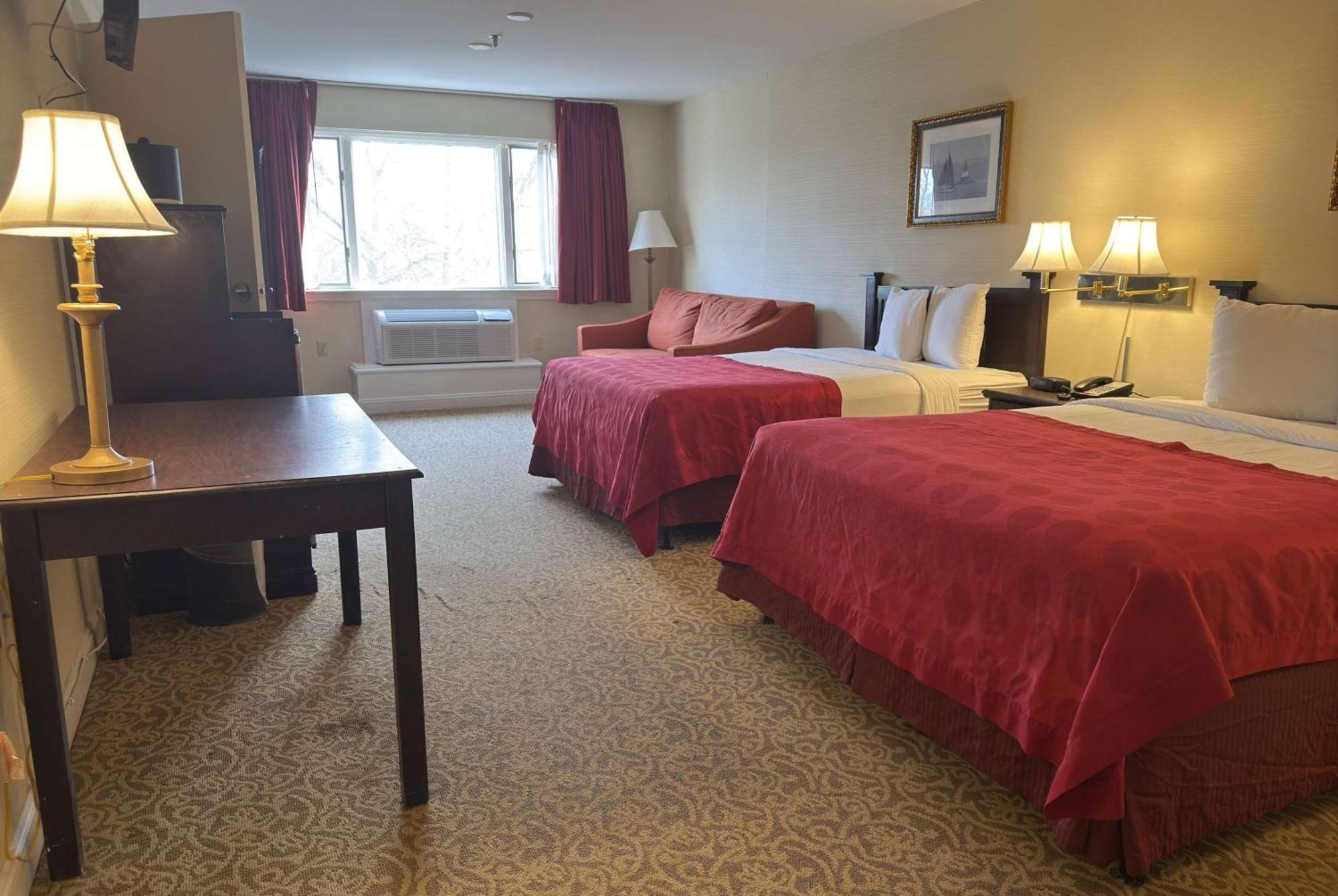 Ramada By Wyndham Seekonk Providence Area Экстерьер фото