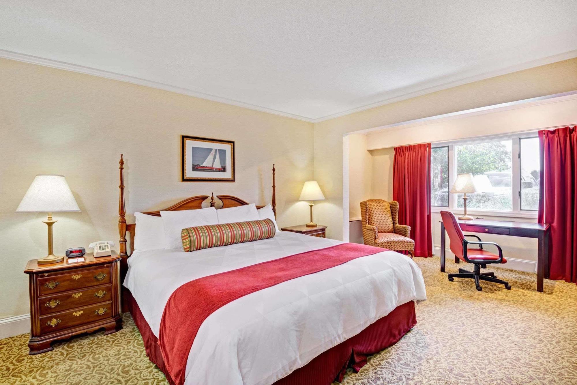 Ramada By Wyndham Seekonk Providence Area Экстерьер фото